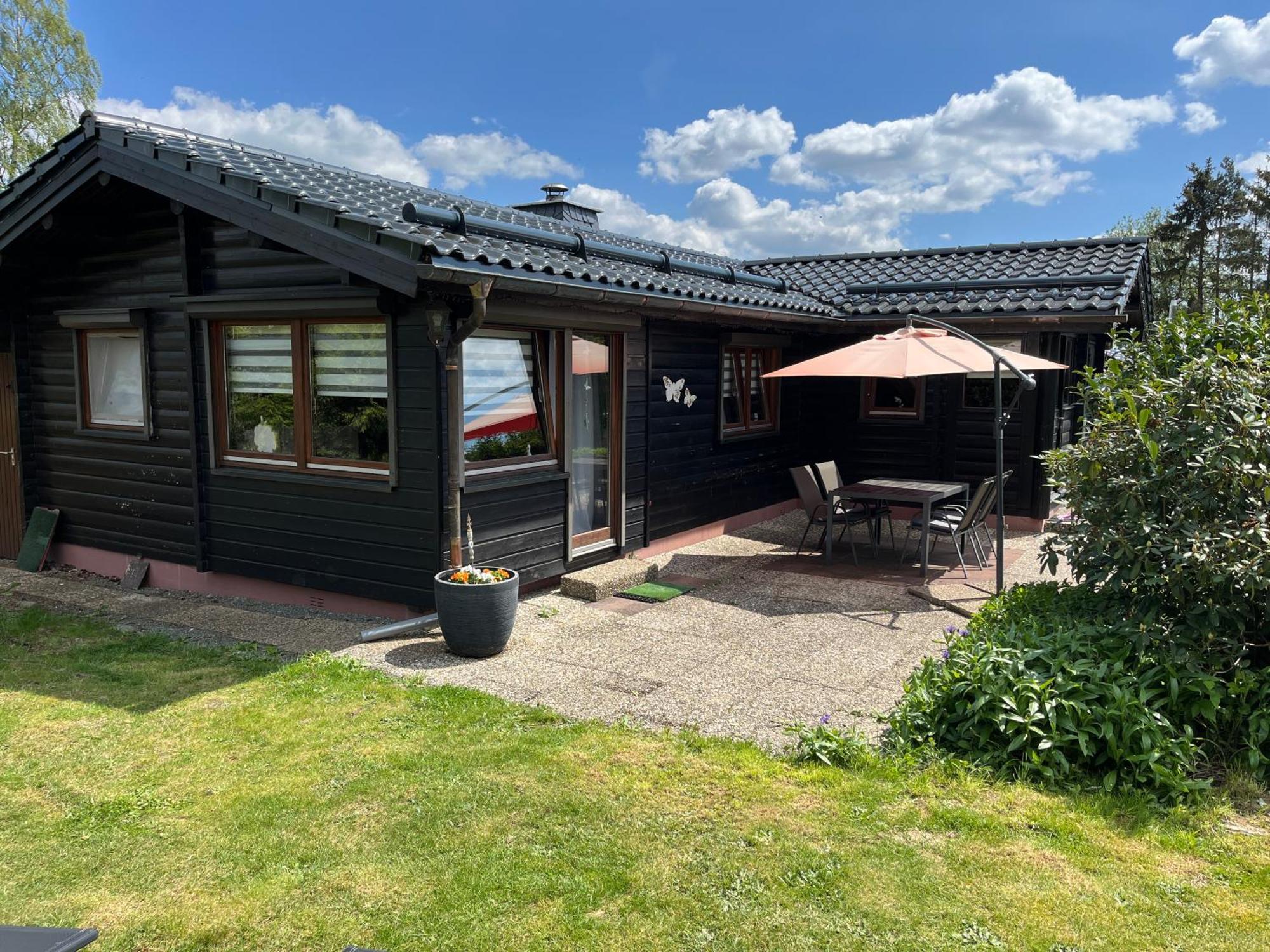 Villa Blockhaus Ferienzauber Bromskirchen Exterior foto
